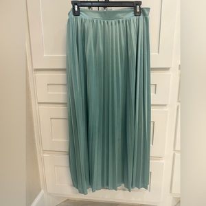 Shiny teal/blue long skirt